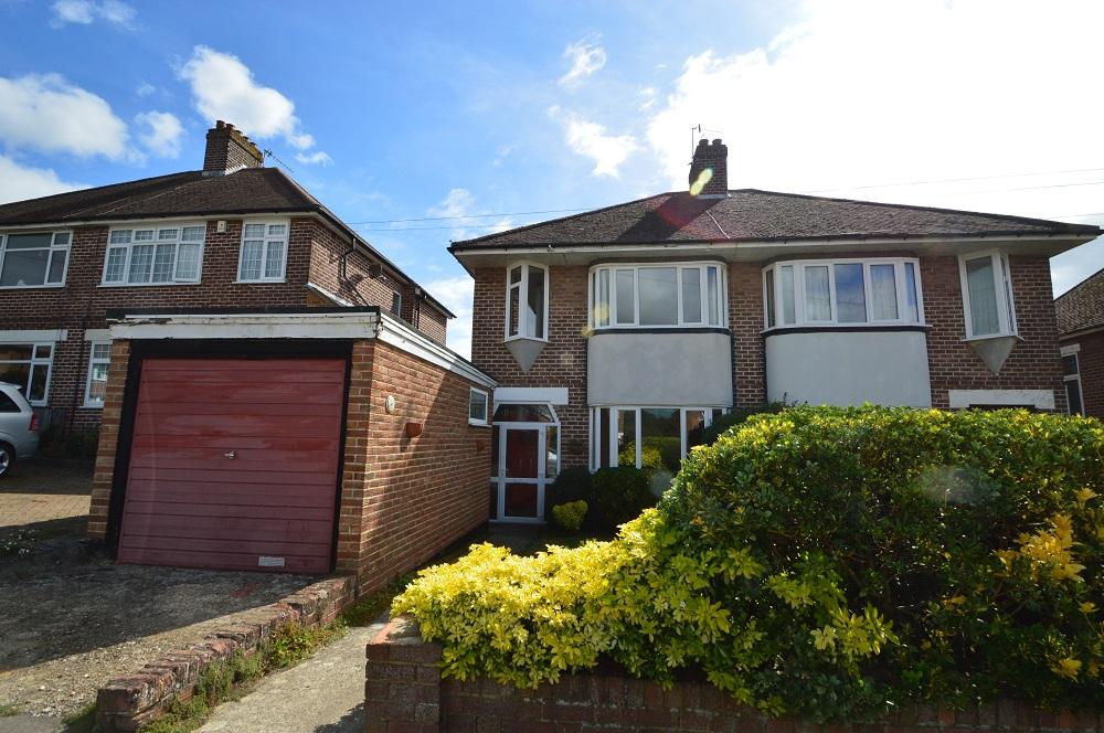 Ghyllside Drive, Hastings, East Sussex, TN34 2NA