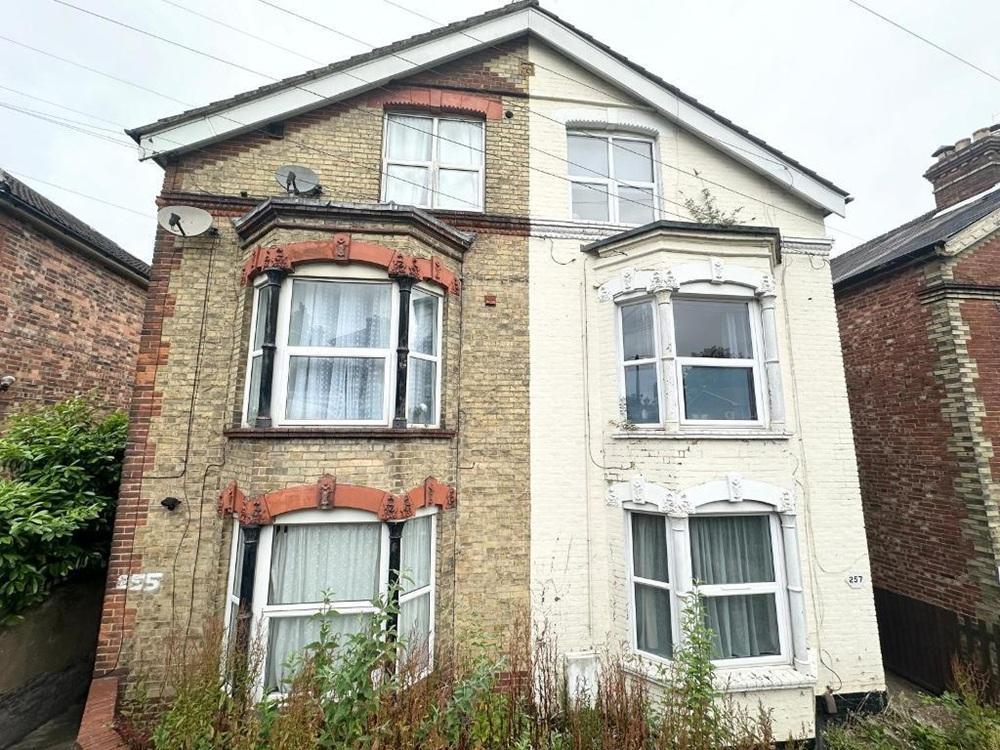 Upper Grosvenor Rd, Tunbridge Wells, TN1 2EJ
